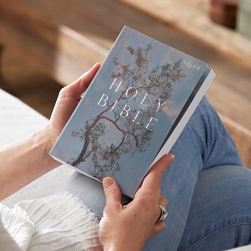 NRSV Catholic Edition Bible, Eucalyptus Paperback (Global Cover Series): Holy Bible by Catholic Bible Press