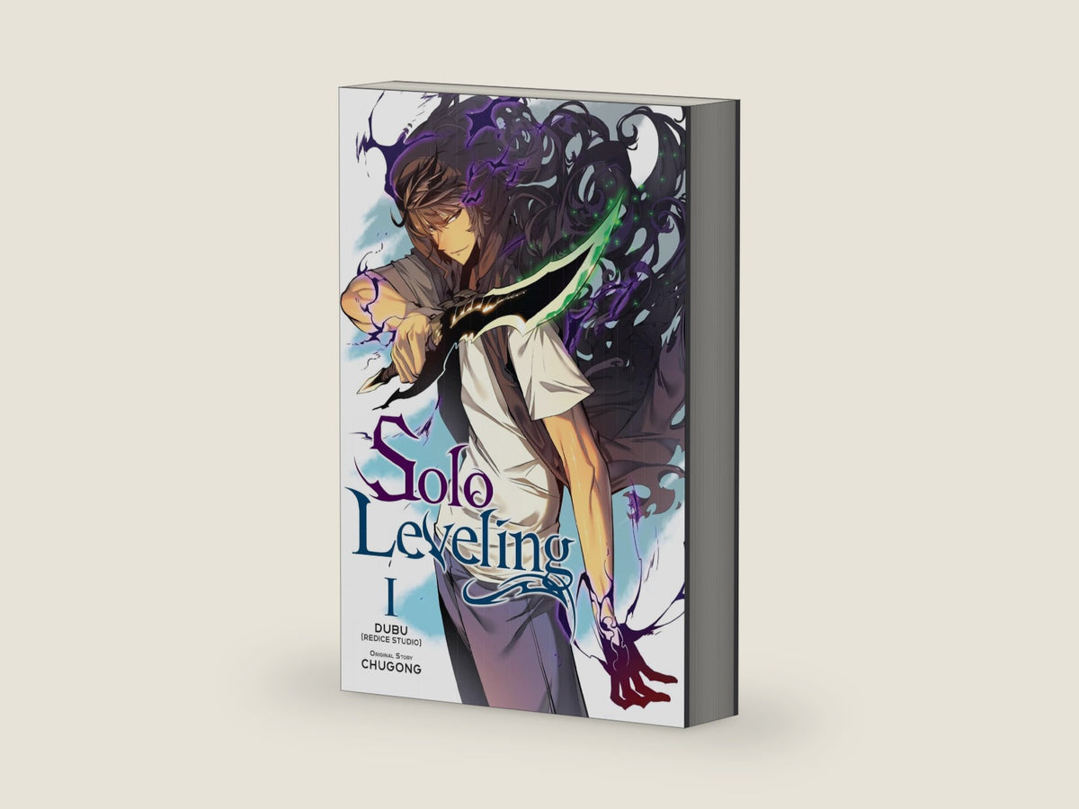 Solo Leveling, Vol. 1 (comic) (Volume 1) (Solo Leveling (comic), 1) by Chugong