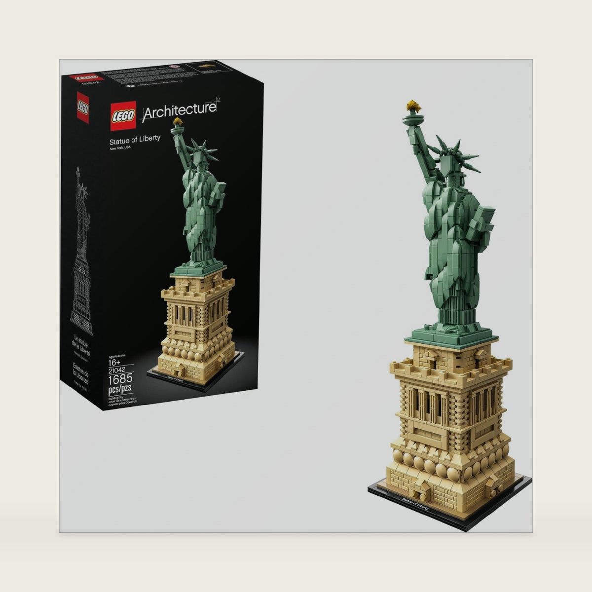 LEGO Architecture Statue of Liberty Model Building Set - Collectible New York City Souvenir, Creative Home Décor or Office Centerpiece, Great Gift Idea for Adults and Teens, 21042