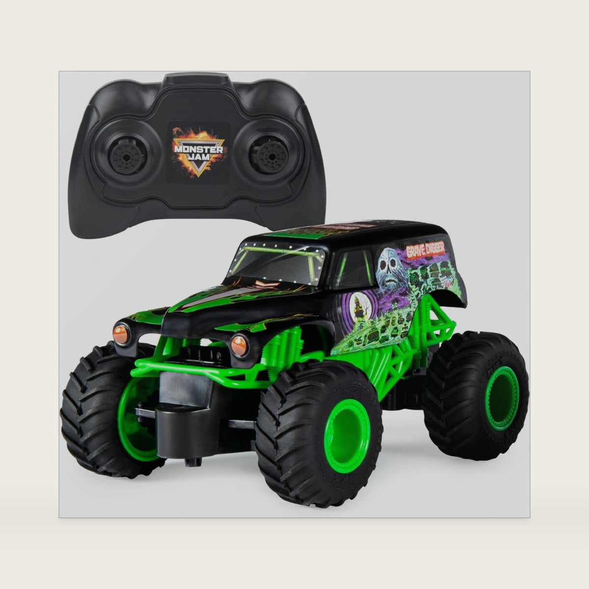 Monster Jam Official Grave Digger Remote Control Monster Truck, 1:24 Scale, 2.4 GHz, for Ages 4 and Up