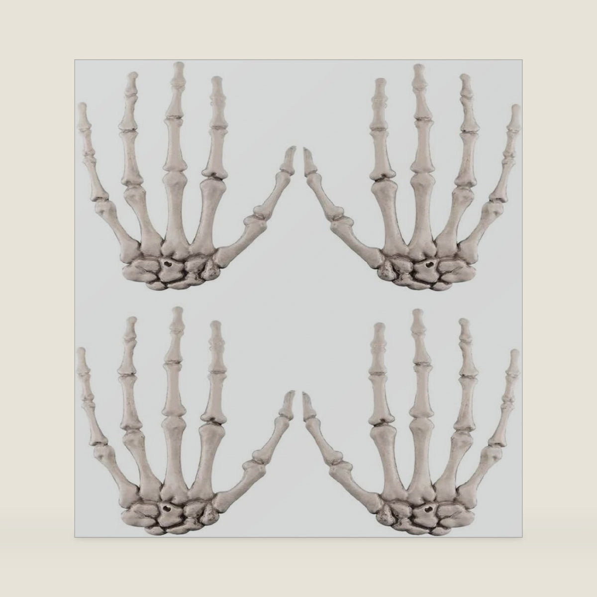 2 Pairs Halloween Skeleton Hands Plastic Hand Skeleton Model for Halloween Decoration Terror Scary Props