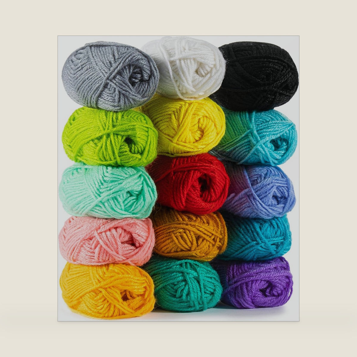 MAQIHAN 15x20g Acrylic Yarn for Crocheting - Soft Knitting Yarn for Crafts