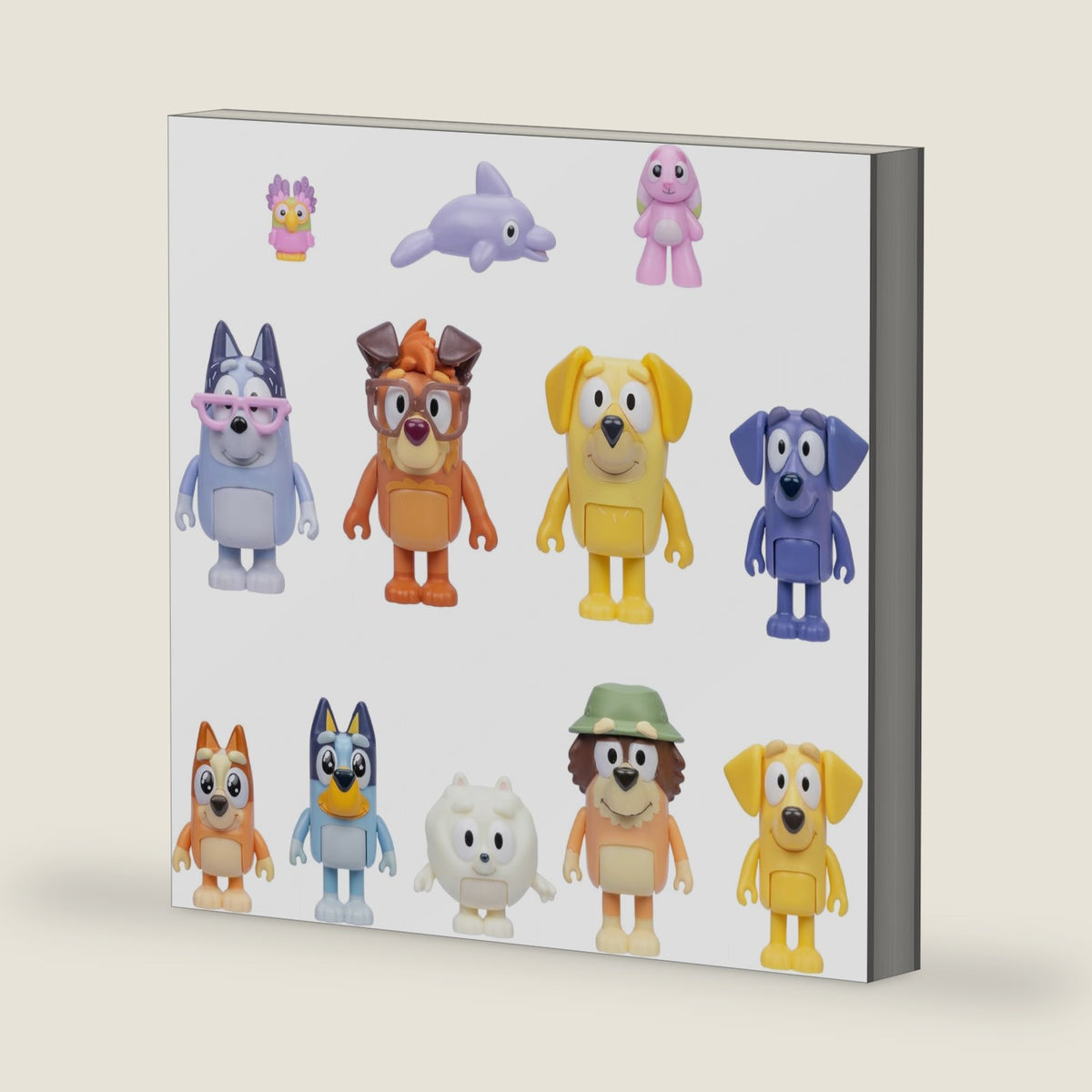 Bluey Super Fan Figurines Set, 12-Character Figure Pack