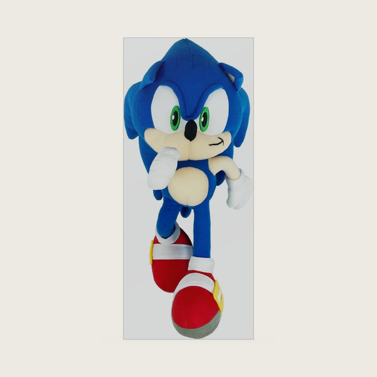 Great Eastern Entertainment Sonic The Hedgehog - Sonic Running Plush 8" H