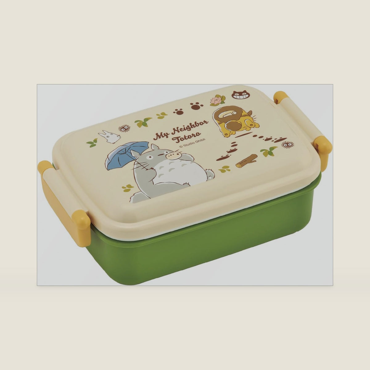 Skater My Neighbor Totoro Bento Lunch Box 15.22oz - Cat Bus - Cute Lunch Carrier with Secure 2-Point Locking Lid - Authentic Japanese Design - Durable, Microwave and Dishwasher Safe
