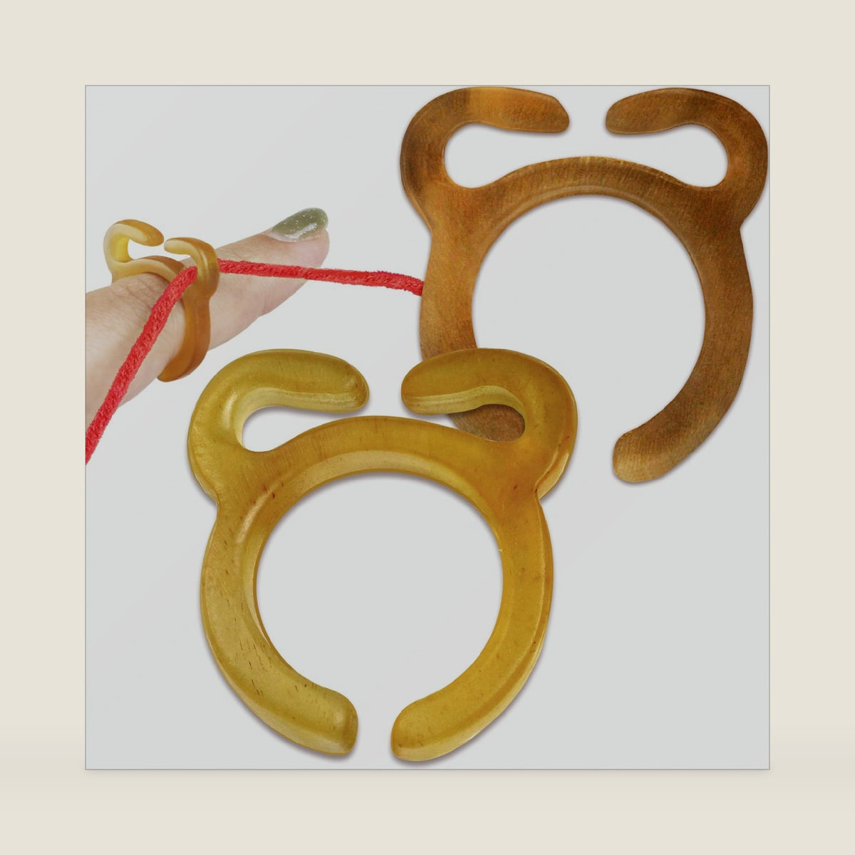 SAVINA 2-Piece Crochet Tension Rings, Adjustable Yarn Guides for Knitting
