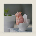 Miniature Pig Toilet Figurine, Pink Samll Pig Statue, Funny Bathroom Decor, 2.6 x 2.4 x 1.2 Inches, Cute Desk Ornament for Home, Garden, Unique Funny Gift