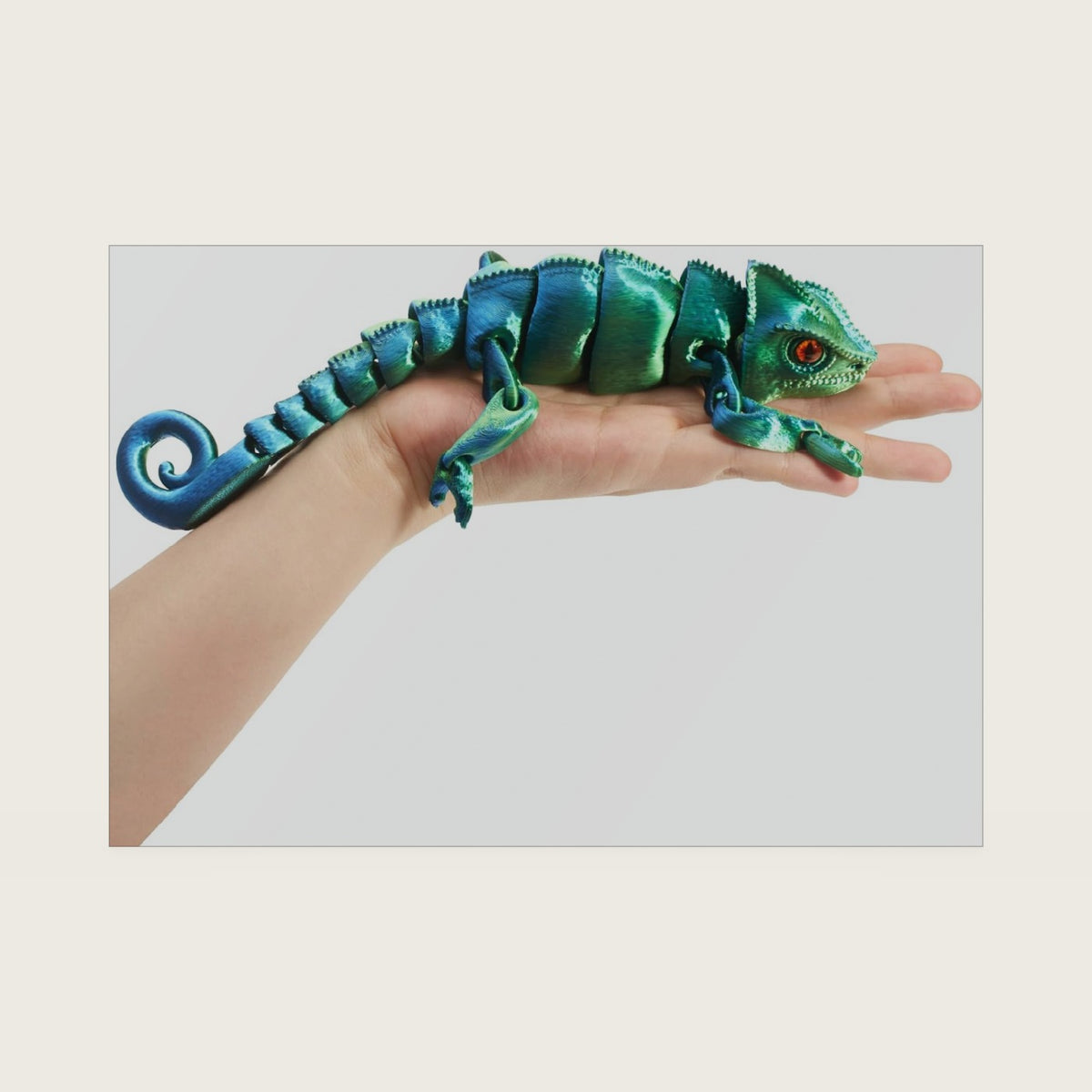 3D Printed Articulated Chameleon Lizard Toy, Blue Green Fusion 9.45'' Fidget Desk Pet, PLA Reptile Figurine for Home Office Decor & Gifts