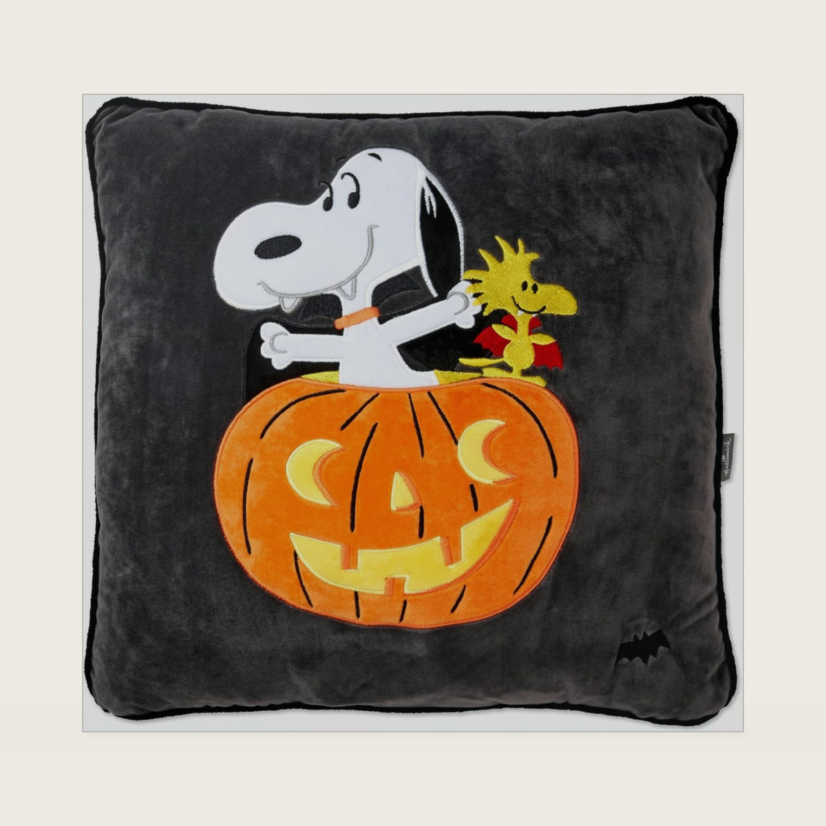 Peanuts Light-Up Pillow, 17x17 (Snoopy the Vampire Beagle)